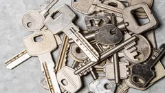V žádném případě nevyhazujte staré klíče: 5 geniálních nápadů, jak je využít v domácnosti